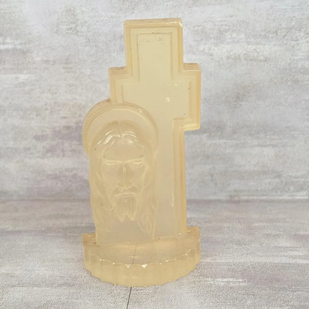 Vintage MCM Lucite Face Of Jesus Christ W. Cross Christian Crucifix Clear Yellow